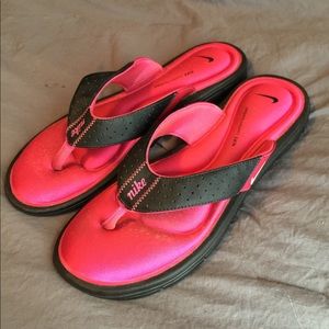 Nike Flip Flops